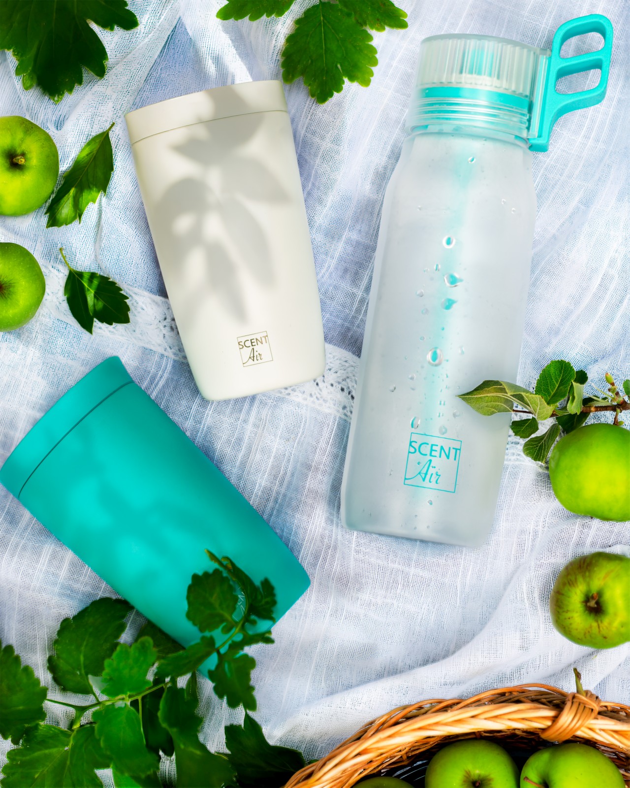 HYDRATION BOTTLES AND MUGS